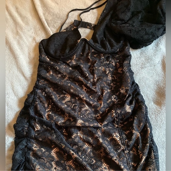 Sexy black lace for love and lemons xl dress. - Picture 2 of 6